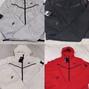 Nike tech jogging suits